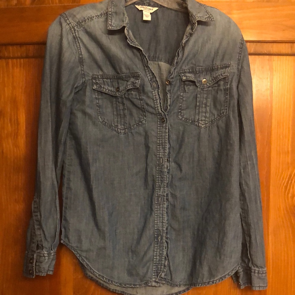Cute denim shirt!